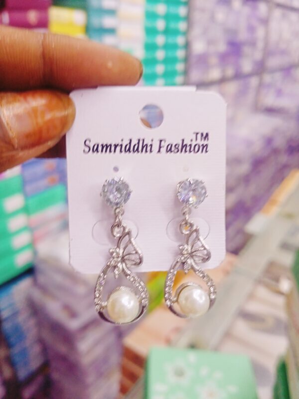 Latest Traditional Jhumki Earrings For Women Girls