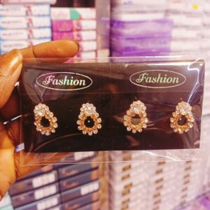 Topps Earrings Pack Of 4 Pices