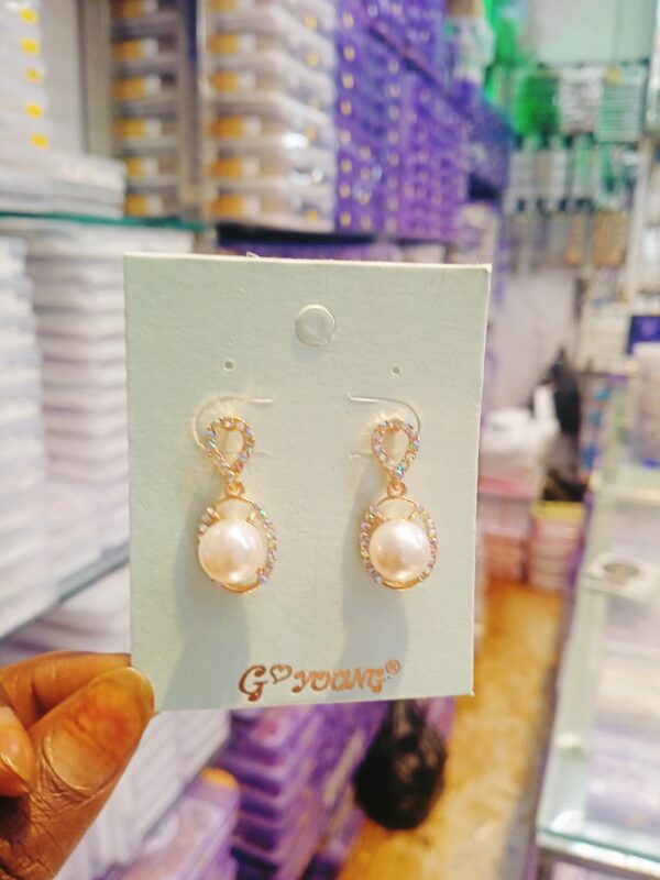 Fashionable Earrings and studs