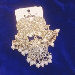 Elegant Earrings with Stud