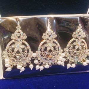 Earring with Mangtika