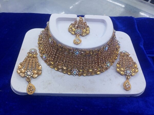 necklace set