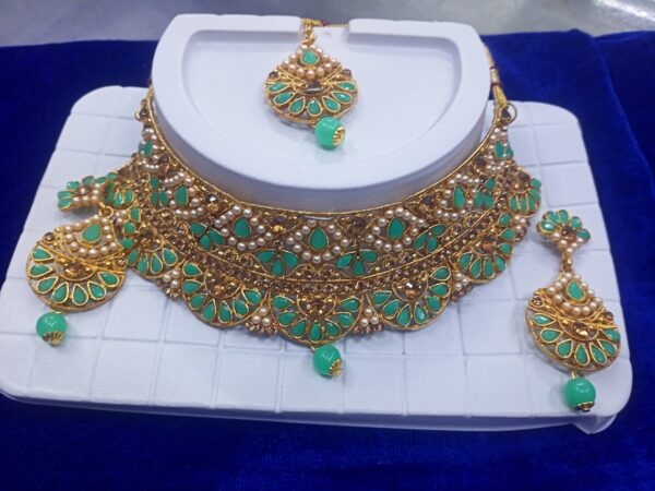 necklace set