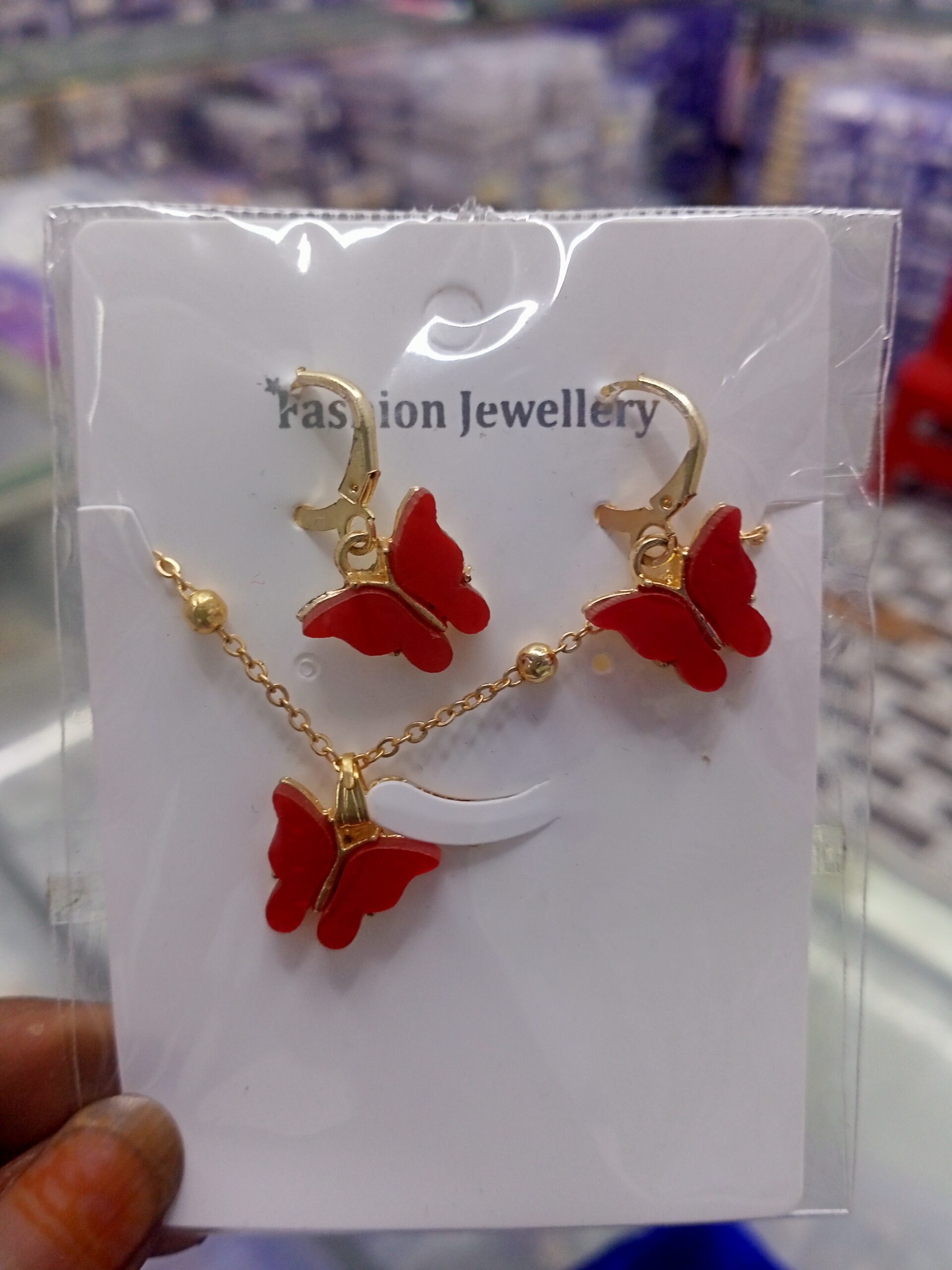 Butterfly chain with earrings set