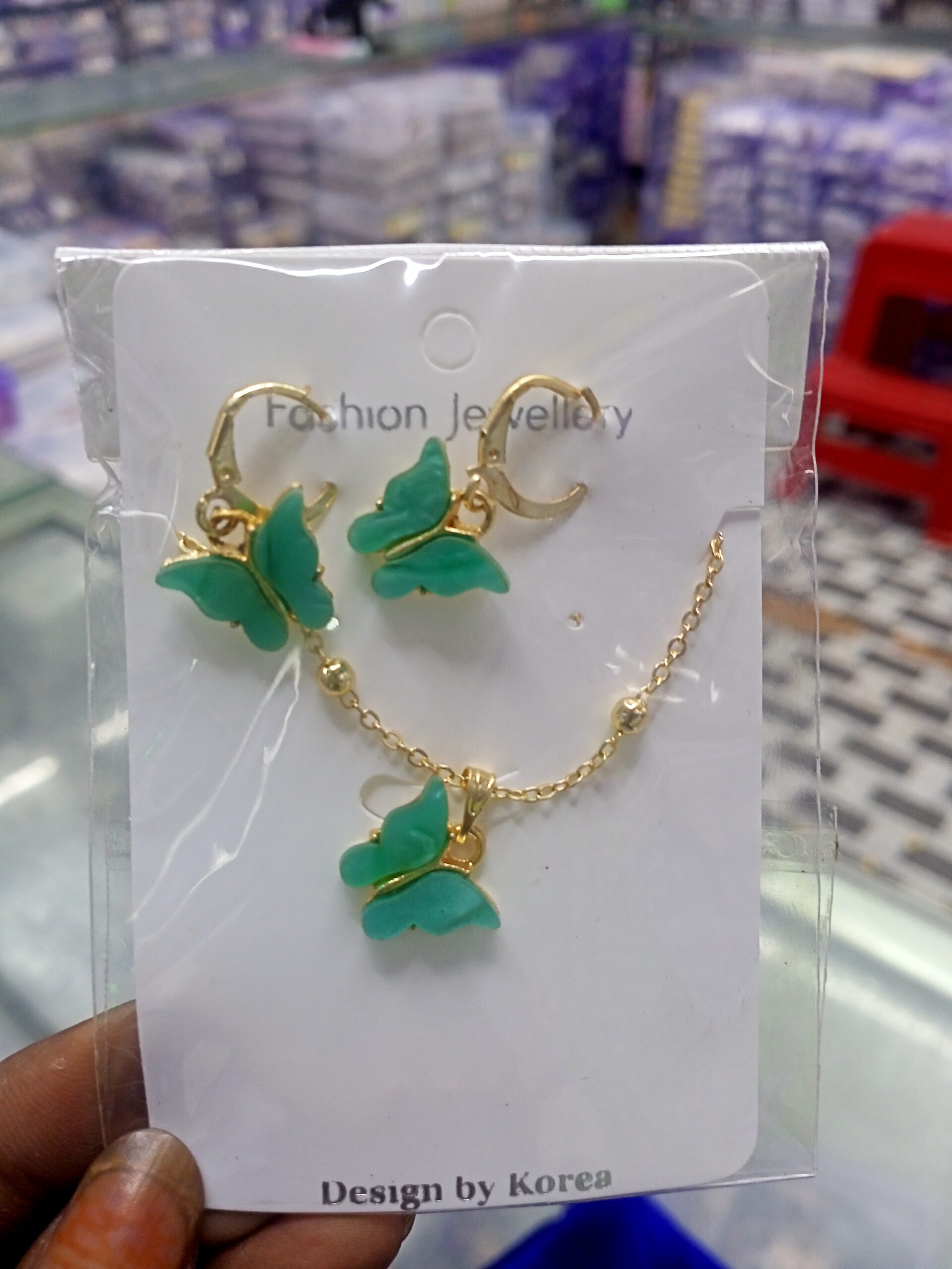 Butterfly chain with earrings set