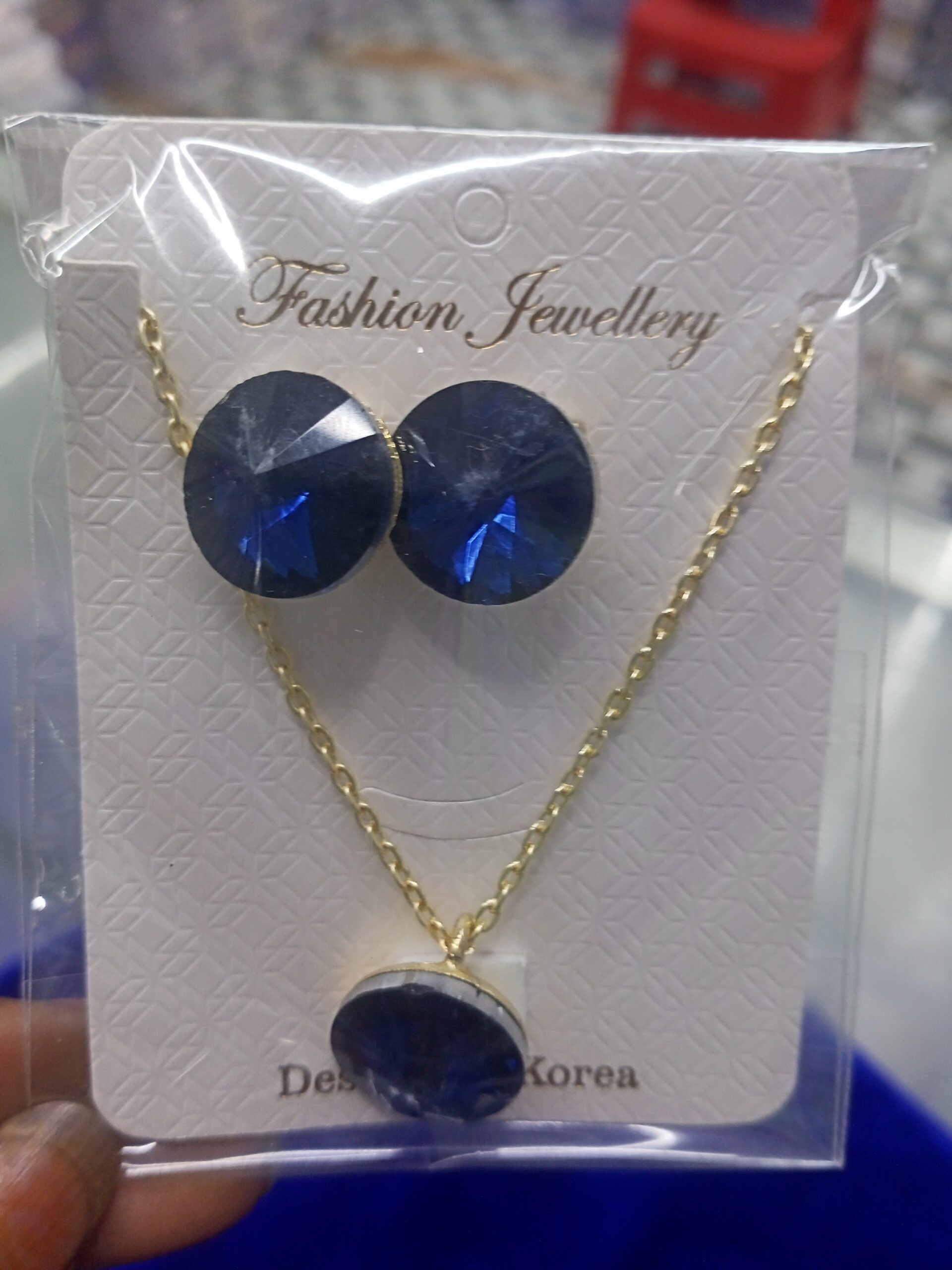 Morden chain with earrings set