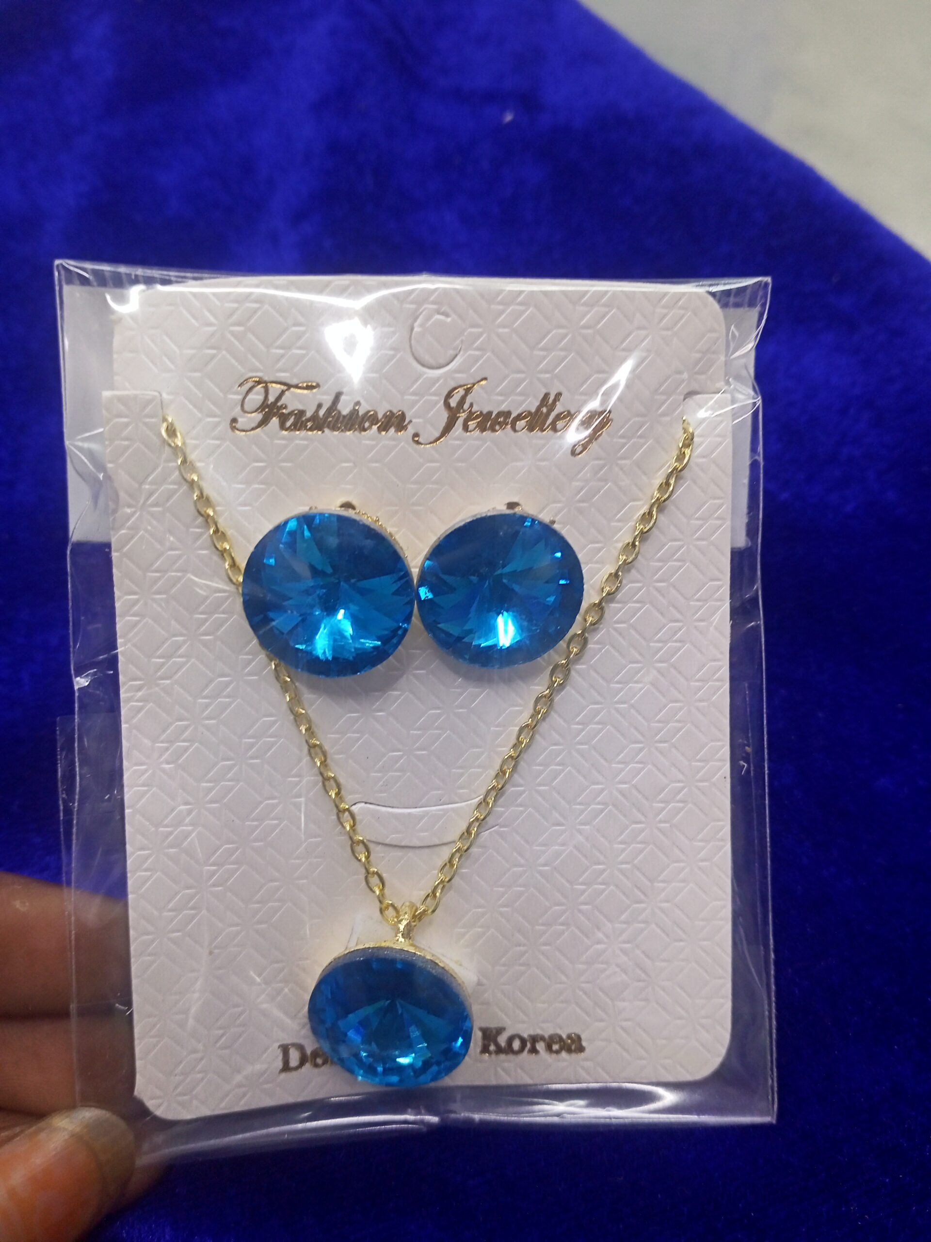 Morden chain with earrings set