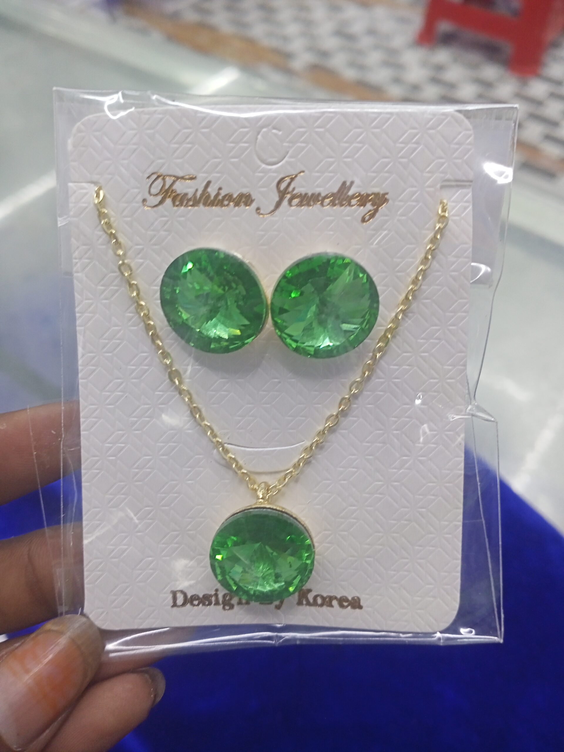 Morden chain with earrings set