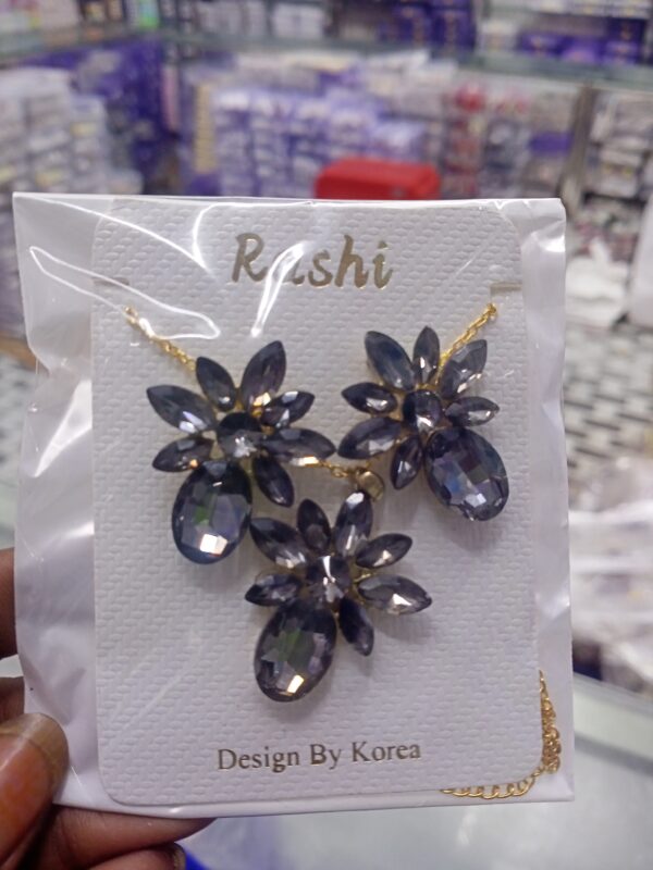 Morden chain with earrings set