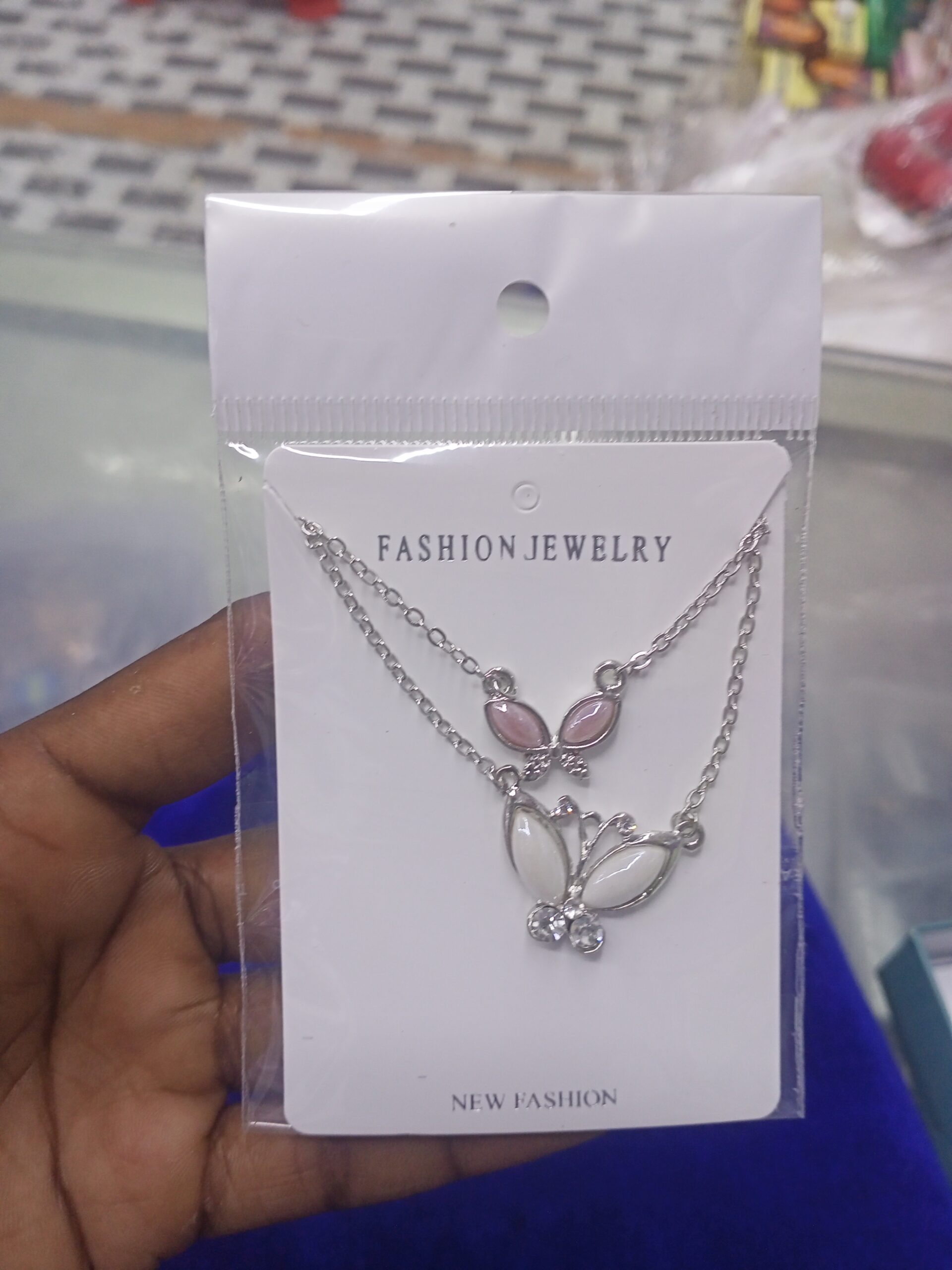 Stylish chain for girls