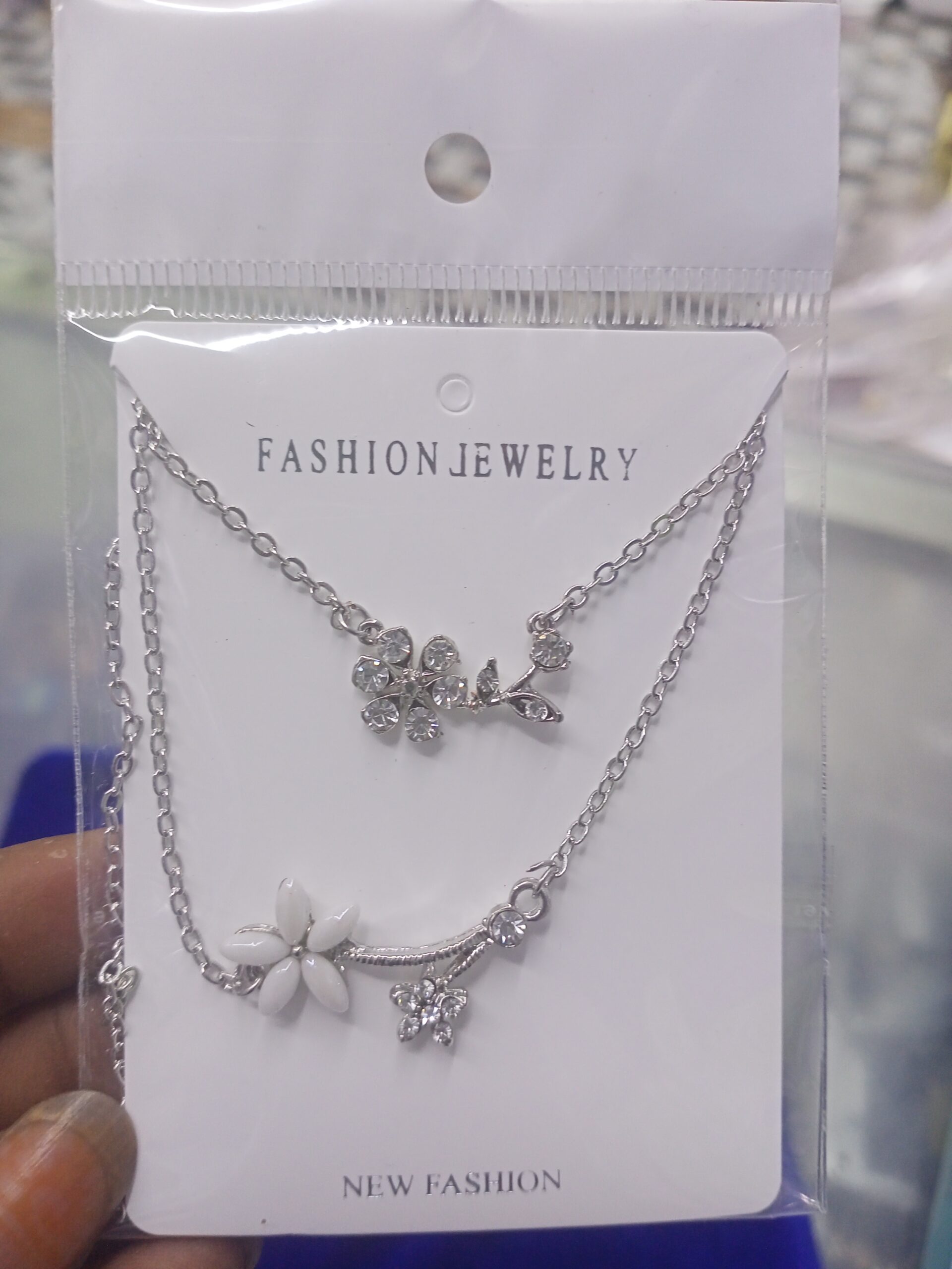 Stylish chain for girls
