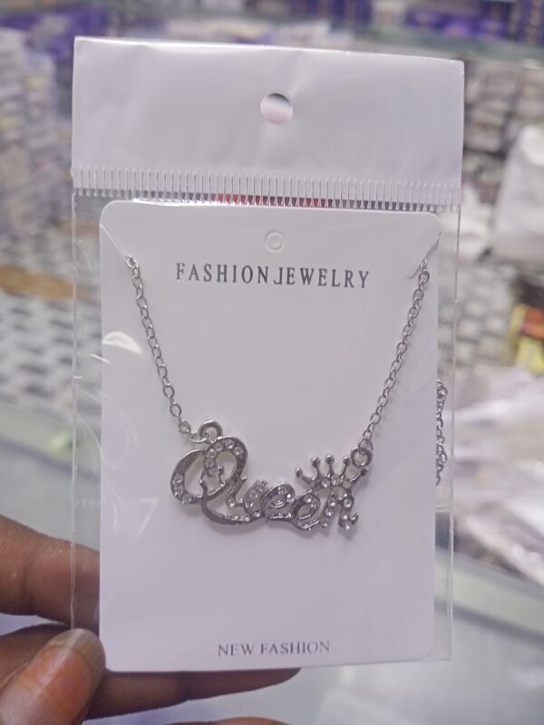 Stylish chain for girls