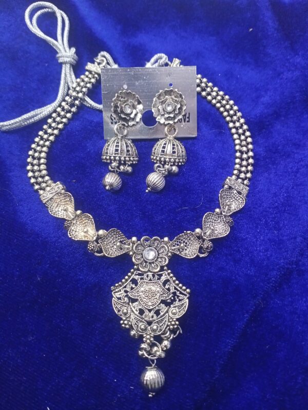 Neckless For Women And Girls