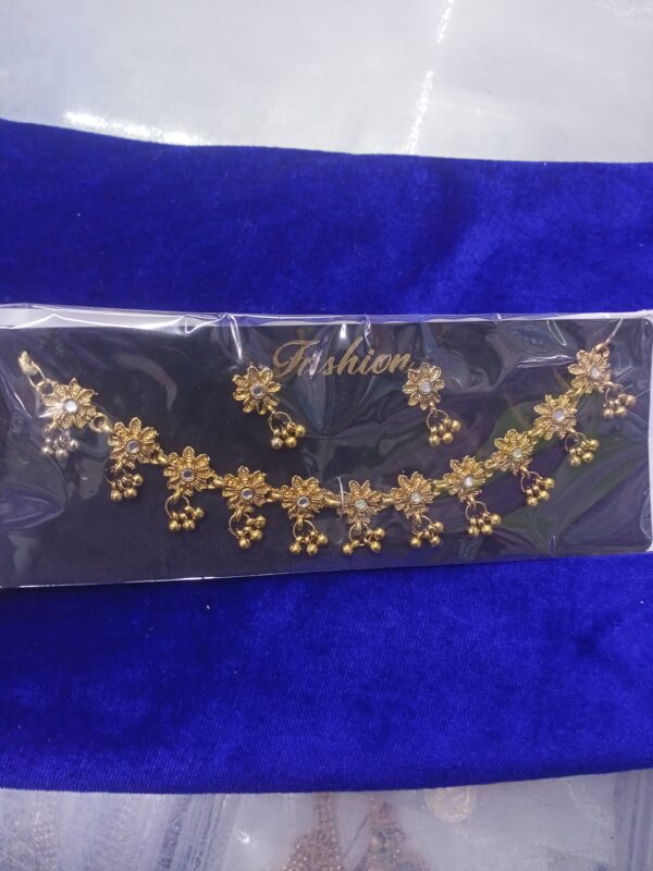 Unique necklace set for women