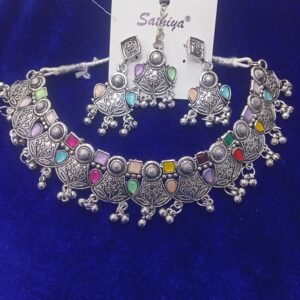Fashionable jewellery set