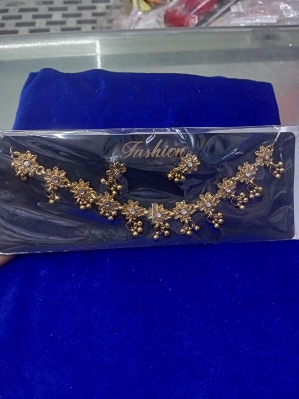 Fashionable jewellery set