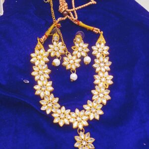 Stylish Necklace with Earrings