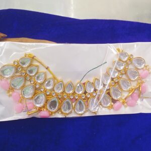 Stylish and modern necklace set