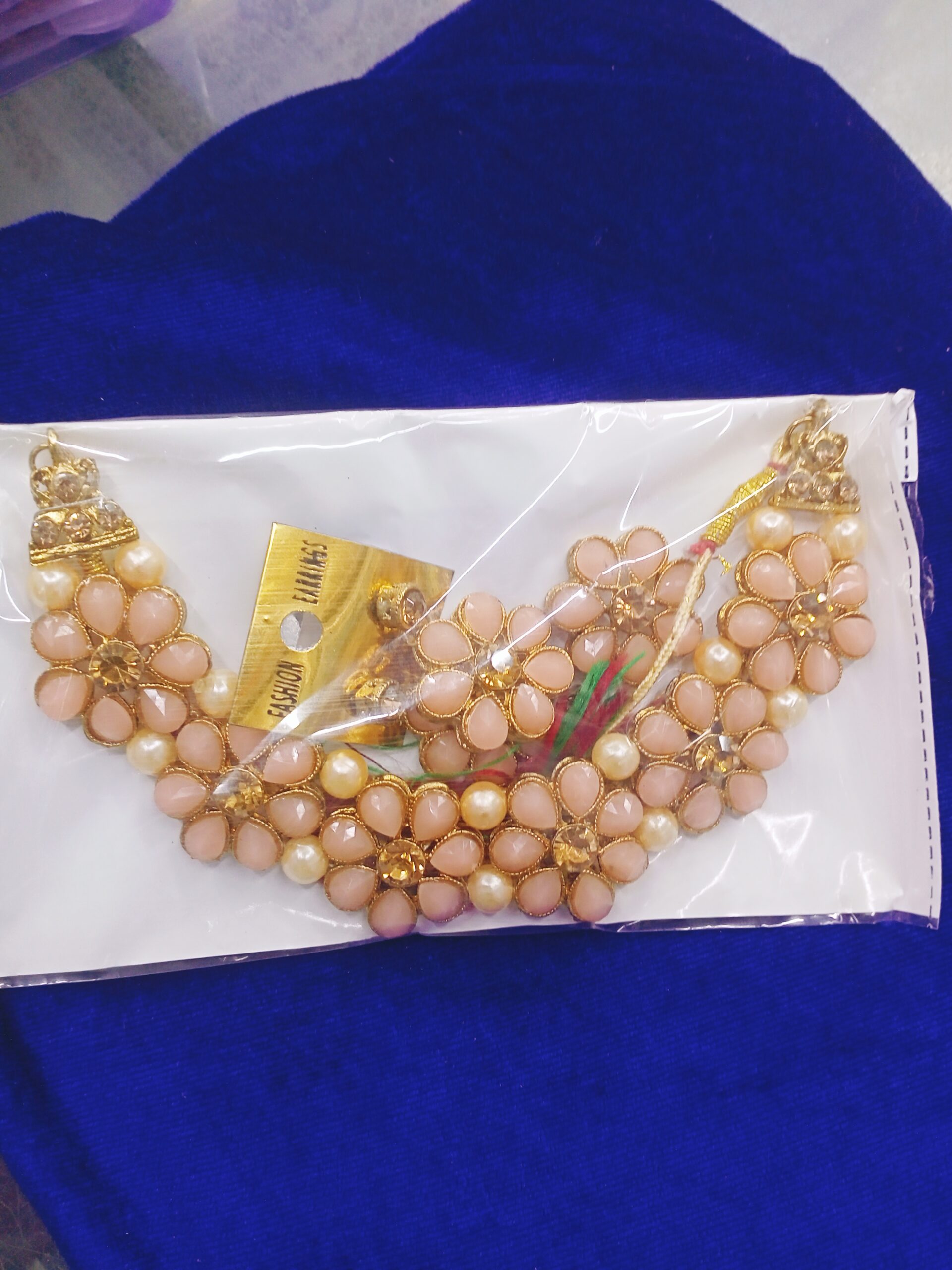 Stylish and modern necklace set