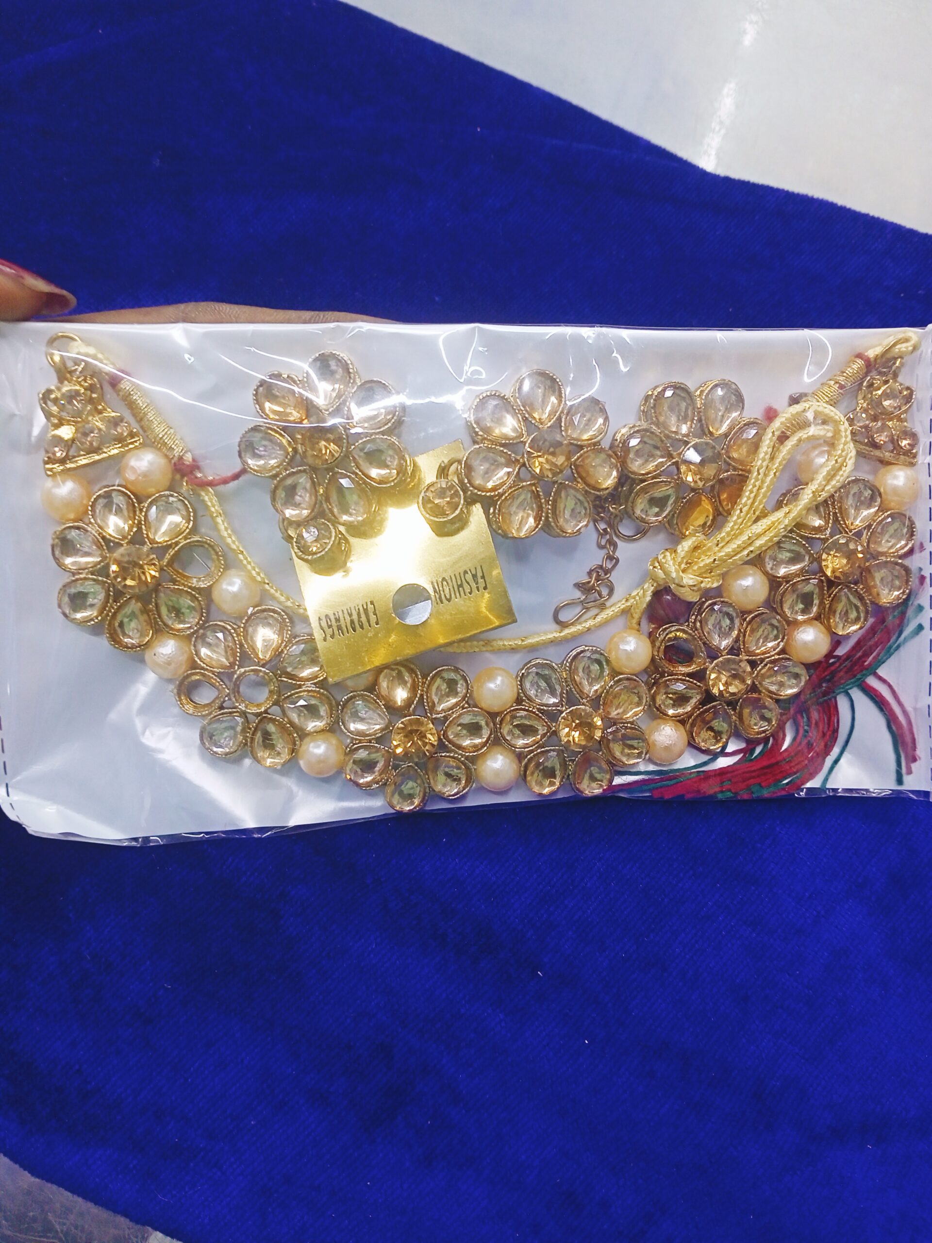 Stylish and modern necklace set