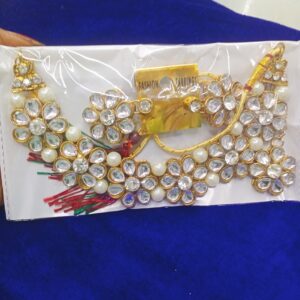 Stylish and modern necklace set