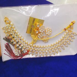 Stylish and modern necklace set