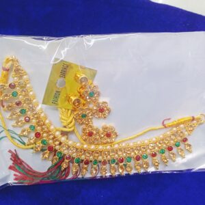 Stylish and modern necklace set