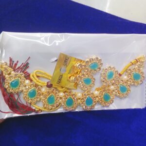 Stylish and modern necklace set