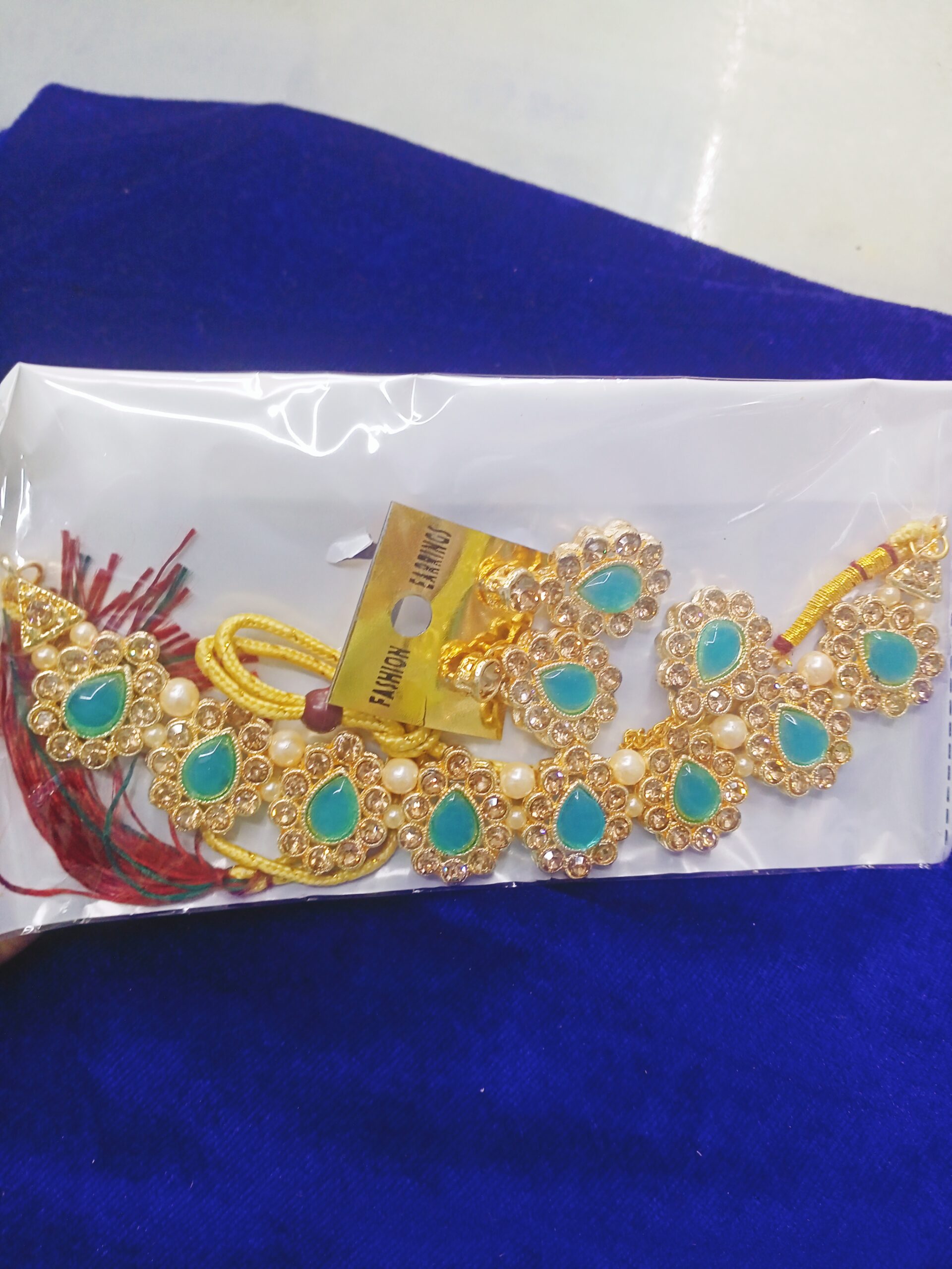 Stylish and modern necklace set