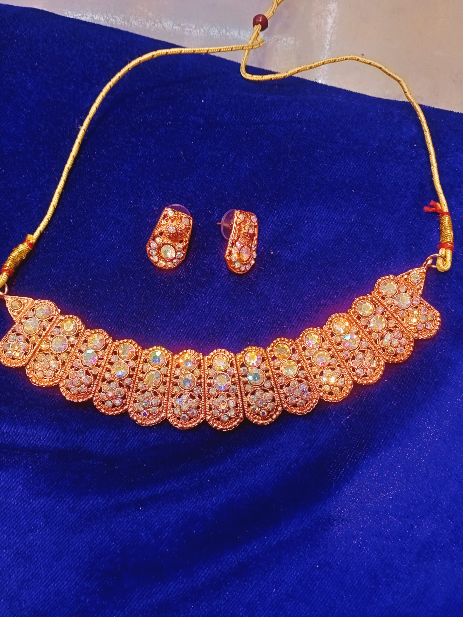 Unique design Necklace set