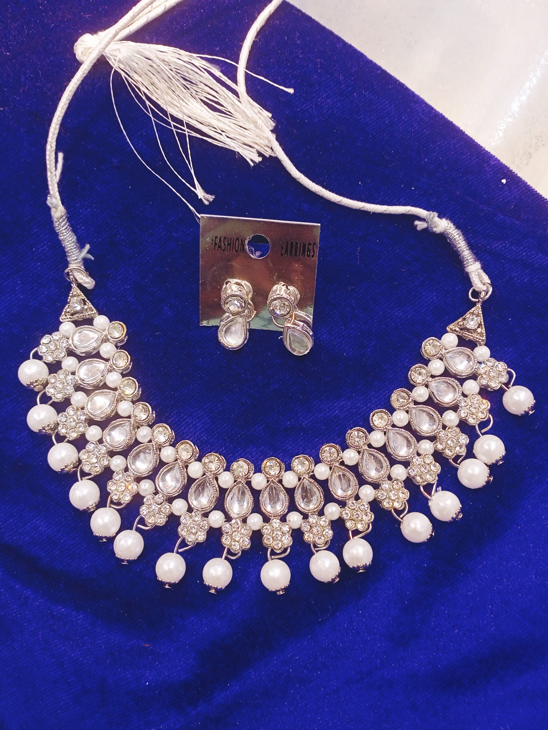 Unique design Necklace set