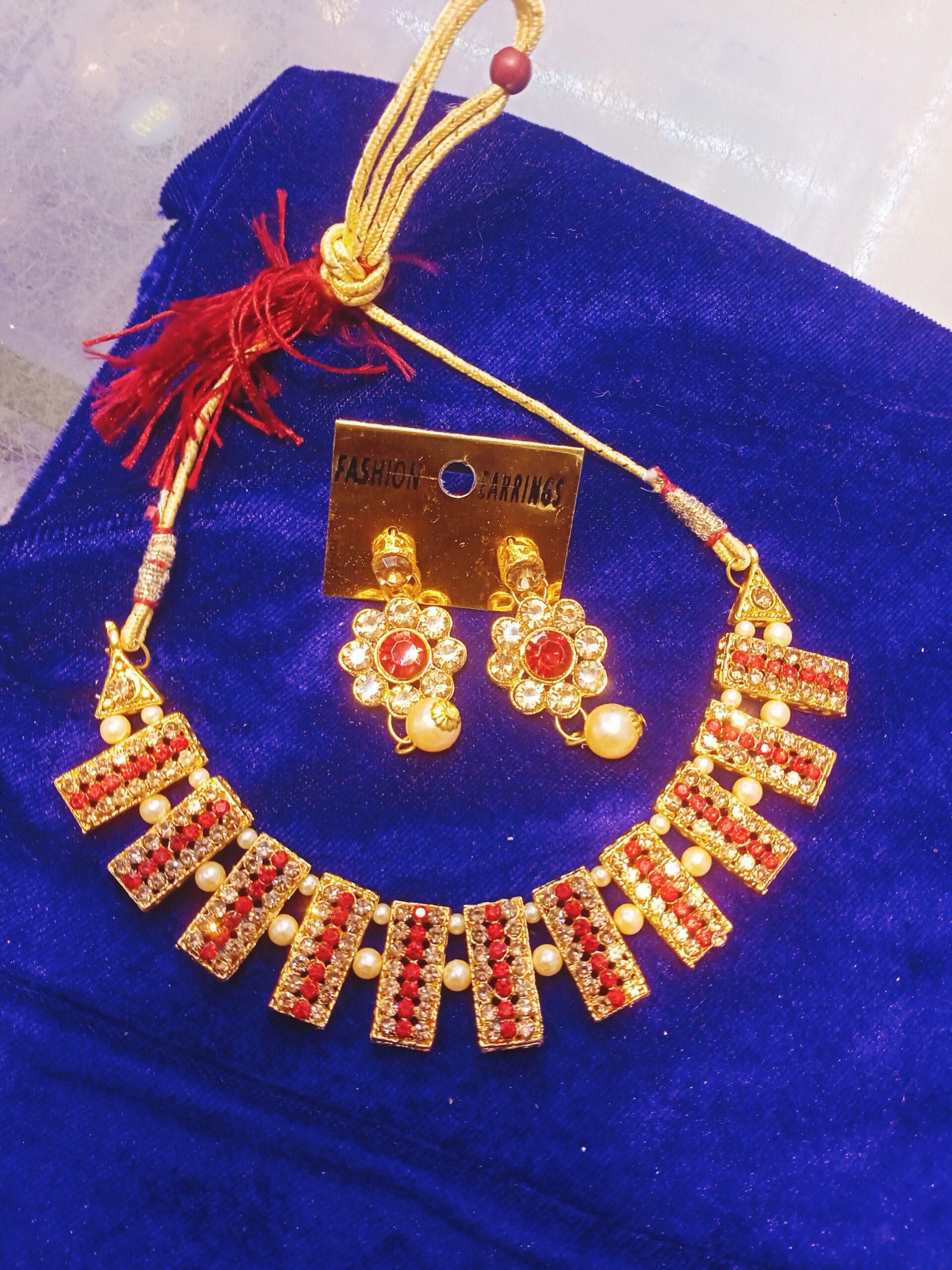 Unique design Necklace set