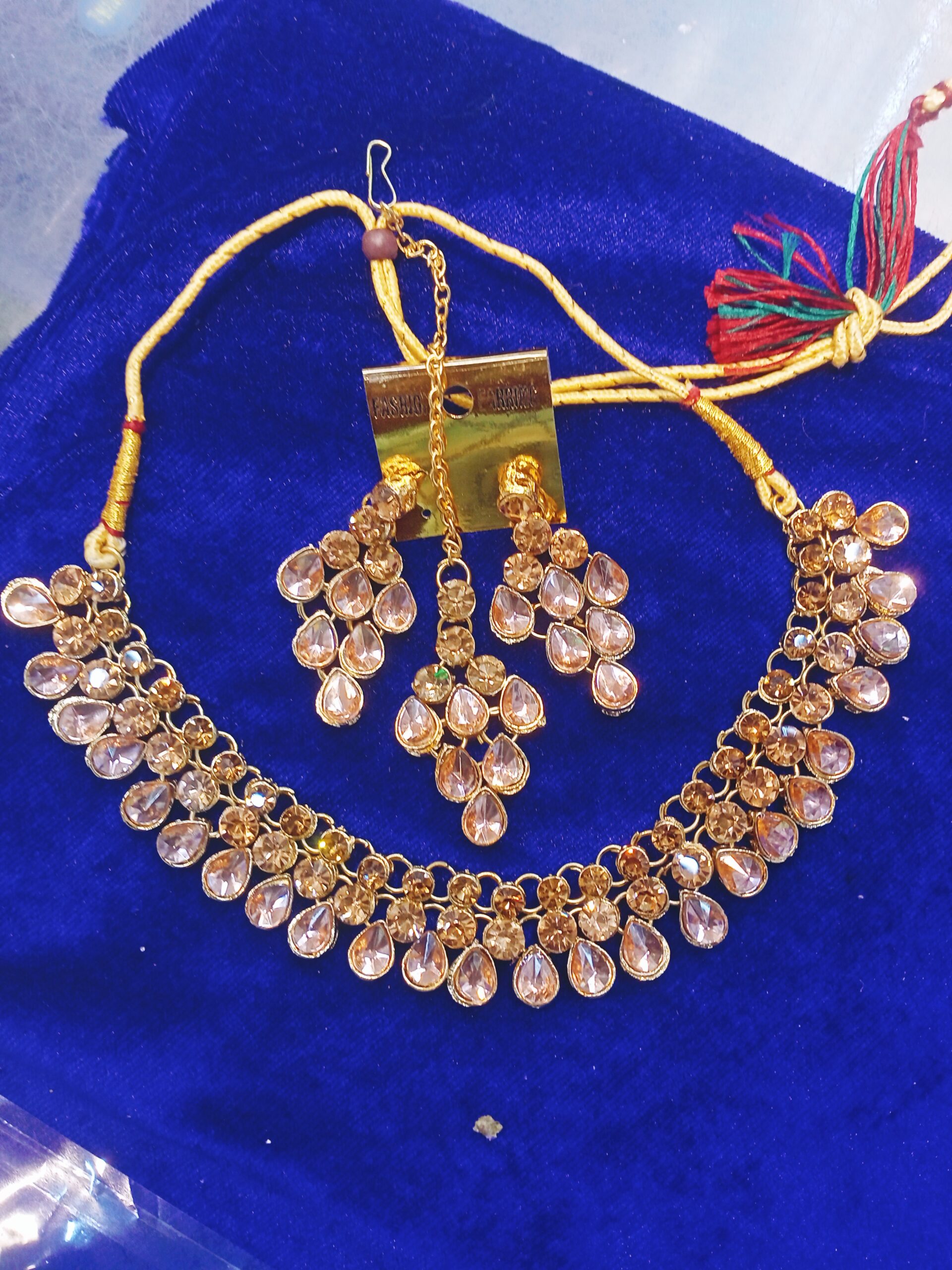 Unique design Necklace set