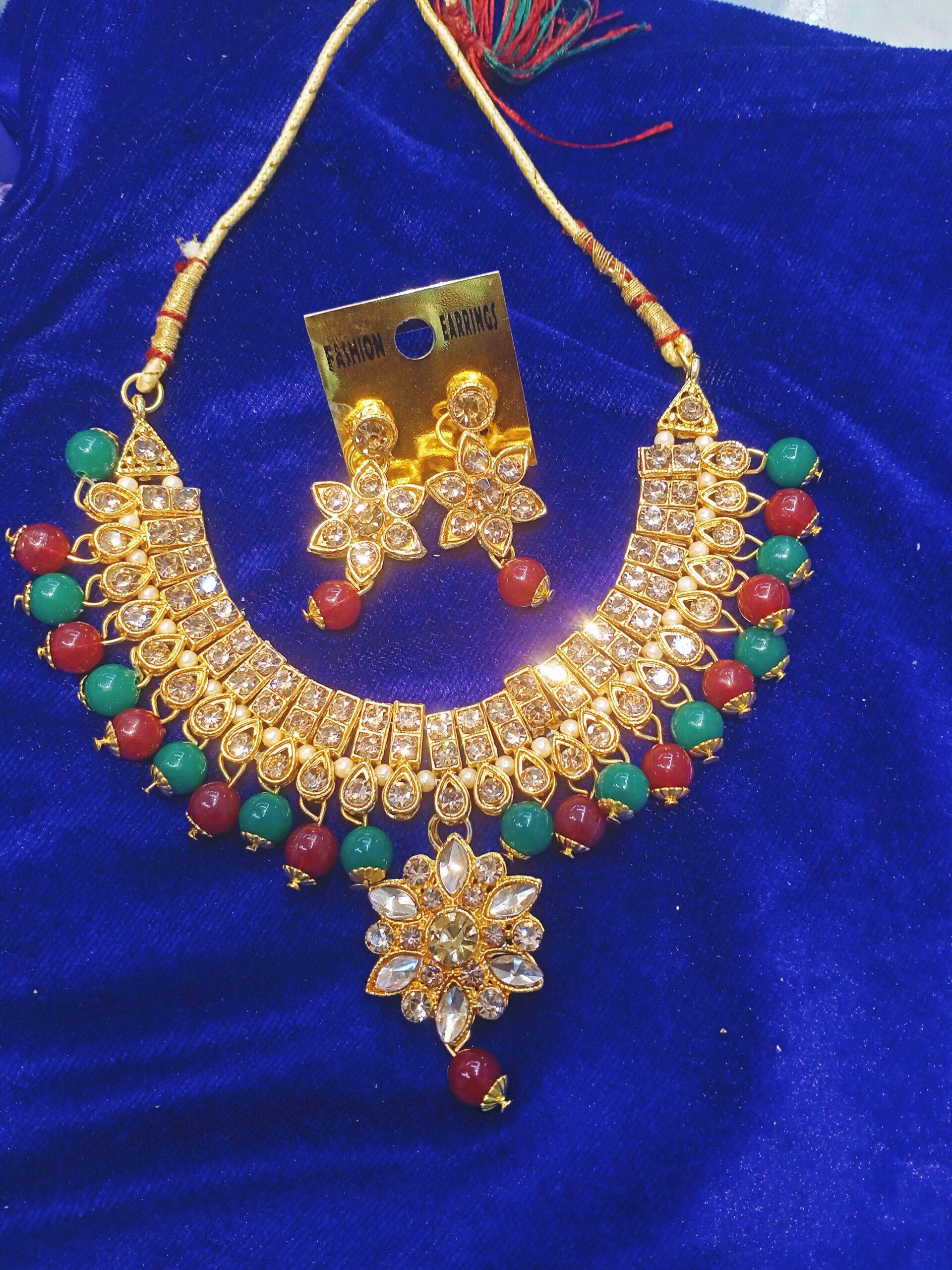 Unique design Necklace set