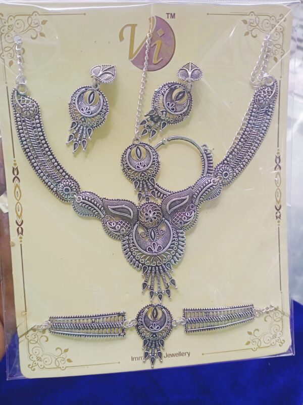 Silver Necklace set