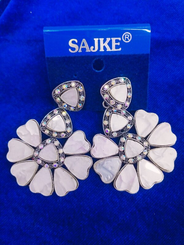 AD stone jhumka Earrings