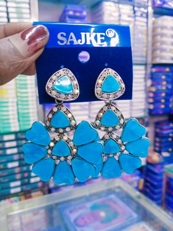 AD stone jhumka Earrings