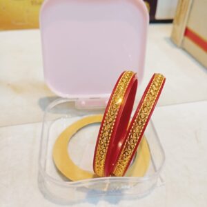 Traditional city gold pola bangles