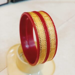 Traditional city gold pola bangles
