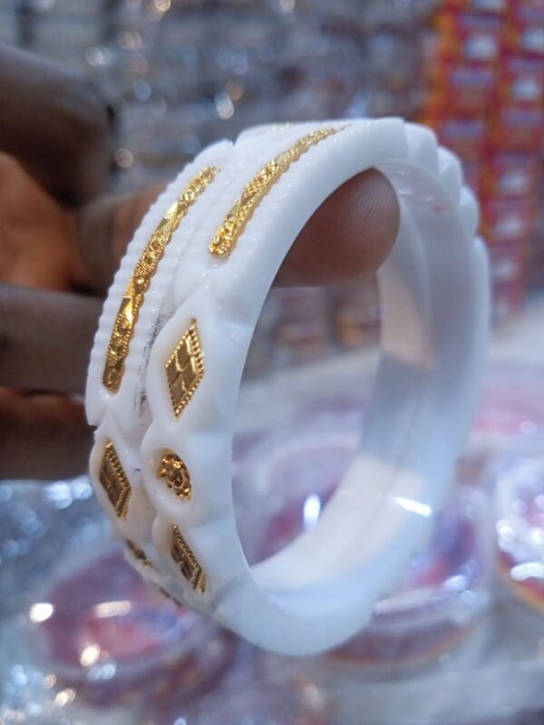 Reasonable Sankha For Women