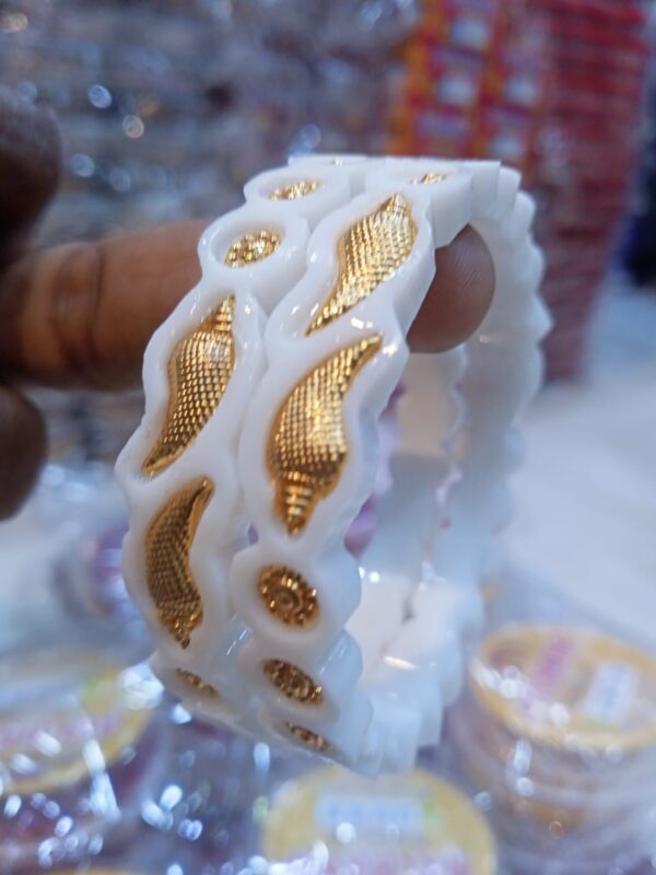 Reasonable Sankha For Women