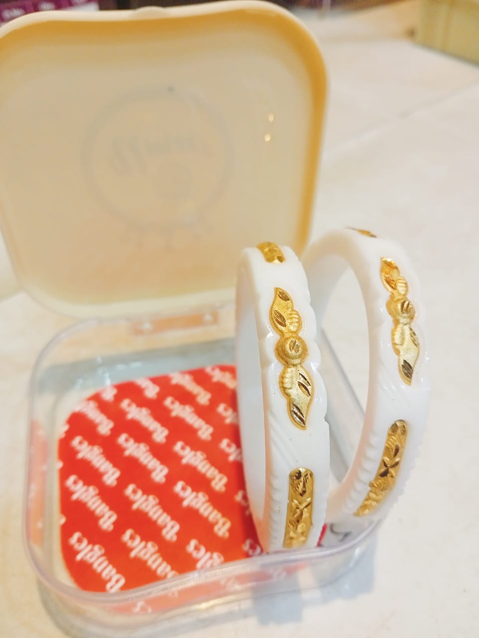 Reasonable Sankha For Women