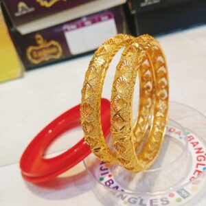 Traditional city gold bangles