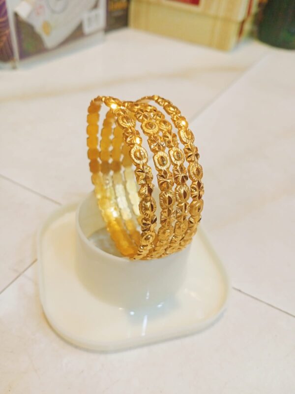 Traditional city gold bangles 4pes