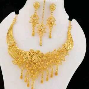 Tagado Shimmering Colorful Jewellery