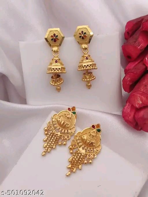 Fashionable Earrings Studs
